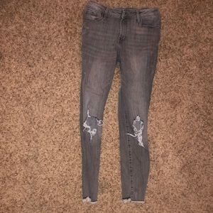 very cute, comfy and stretchy jeans!